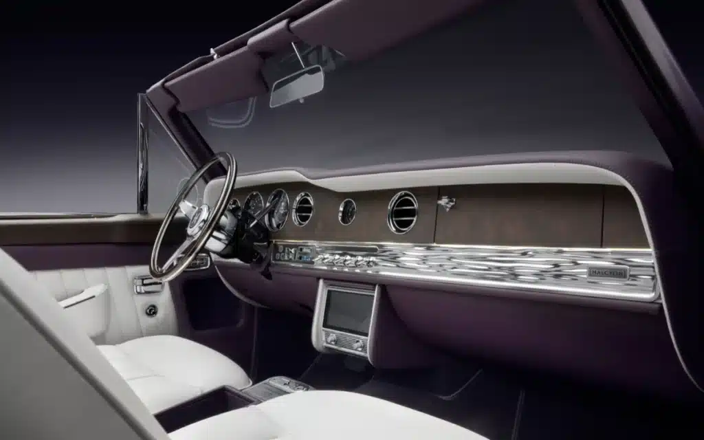 Check out this stunning Rolls-Royce Corniche that looks like a vintage vehicle but is hiding a thoroughly modern EV powertrain