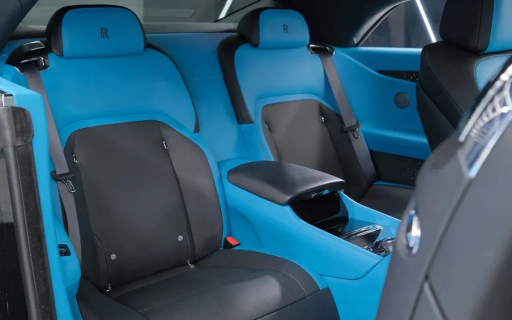 Mansory has transformed the already-stunning Rolls-Royce Spectre into something even more attention-grabbing