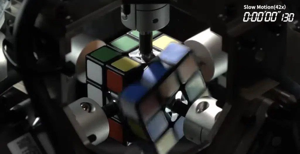 Robot sets new guinness world record for solving Rubik’s Cube