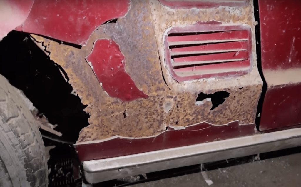 Rustiest 1967 Mustang that had been sitting in a barn for 25 years defies all odds despite rough condition