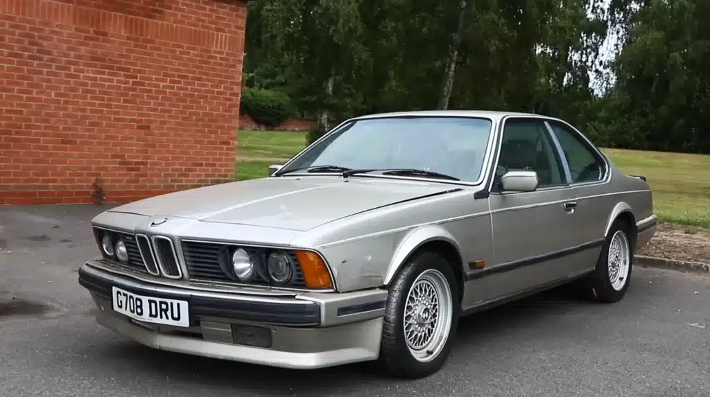 man bought rusty 1989 BMW E24 635CSi to repair it