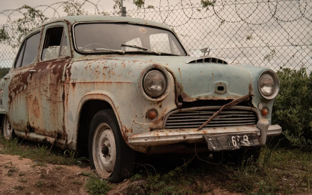 Scientists discover cars of the future might literally run on green rust, powering hydrogen cars