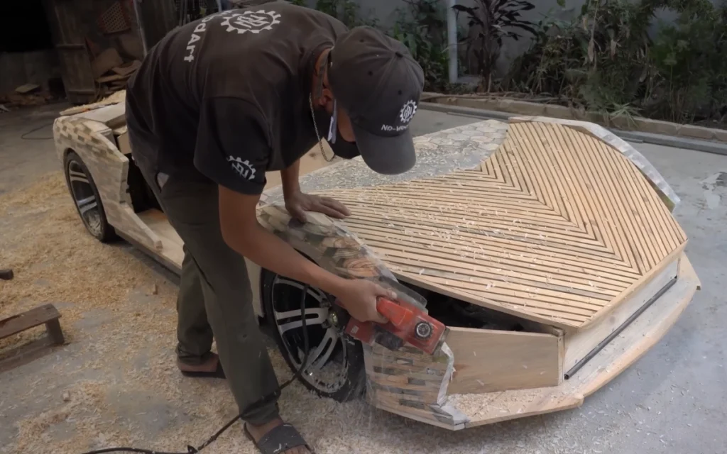 The Lamborghini Revuelto is usually associated with cutting-edge supercar tech, but one creator decided to reinterpret it as a handcrafted wooden car.