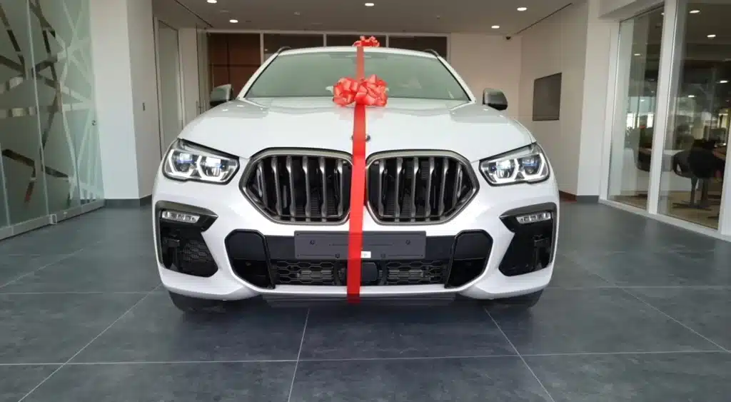 supercar blondie dream car bmw x6 m50i