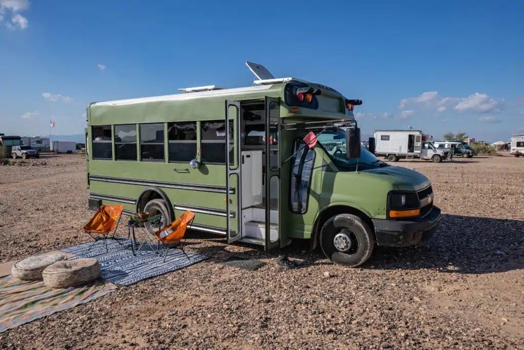 Old school bus was gutted and then turned into a brilliant off-grid home