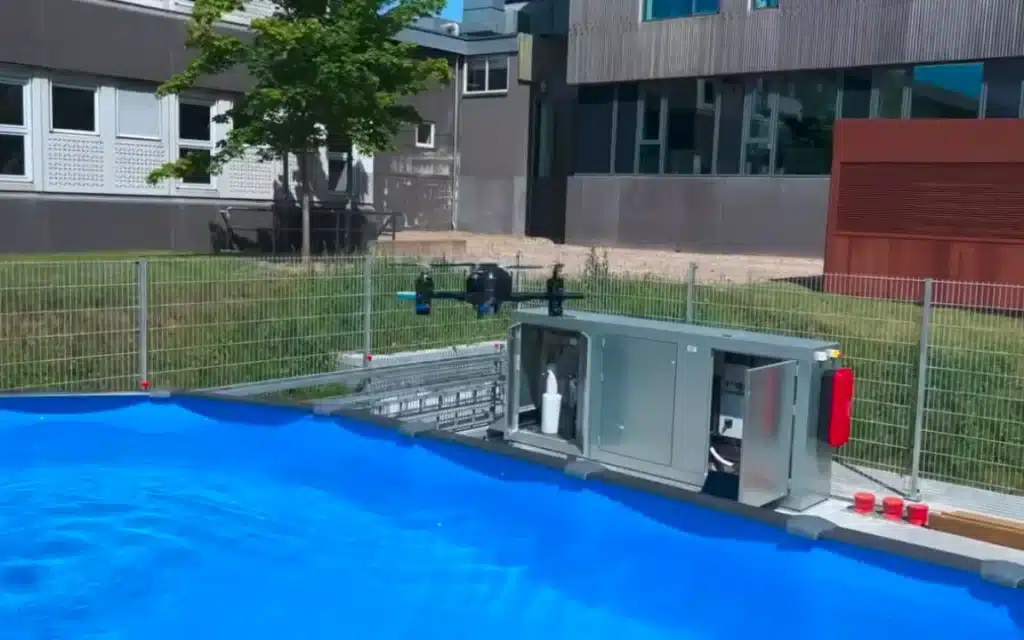 College students in Denmark built a 3D-printed hybrid drone that swims, with the ability to transition smoothly between air and water