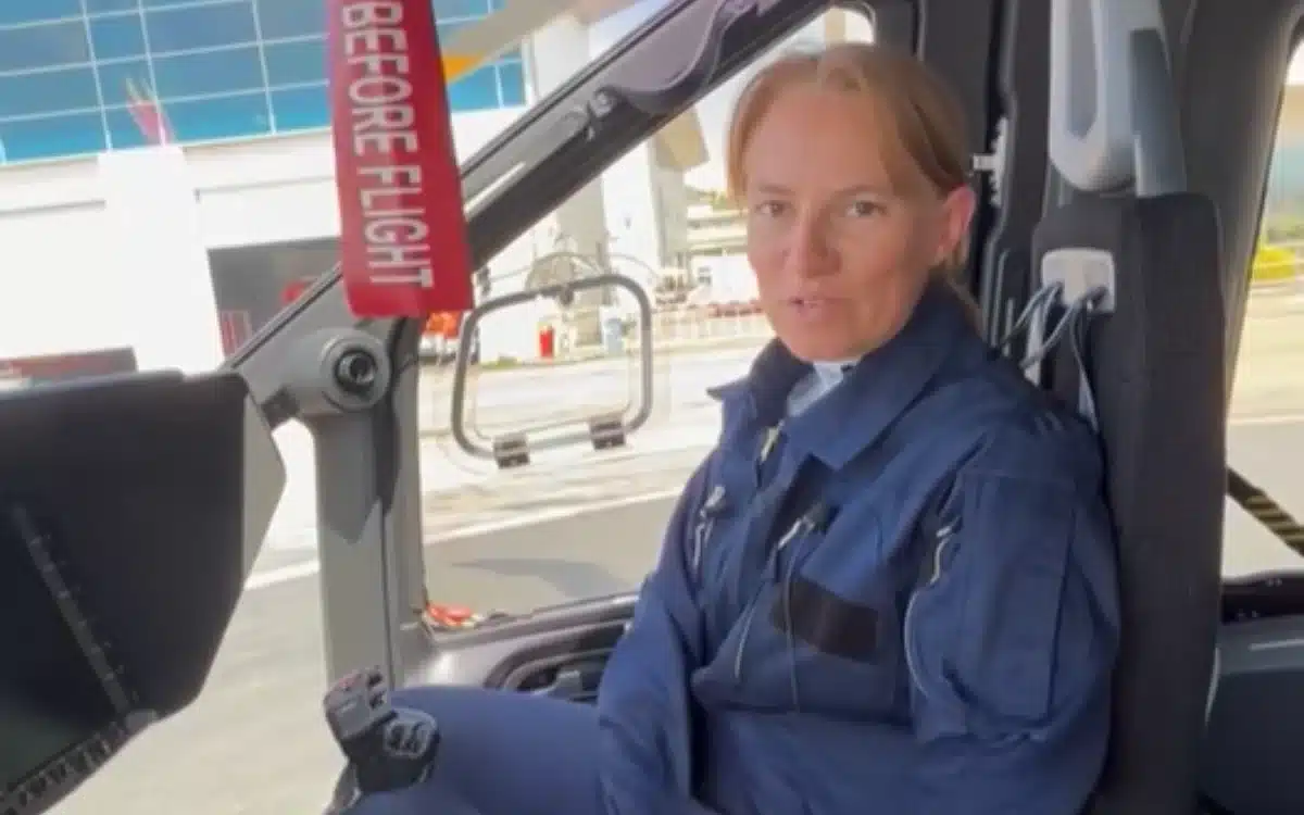 Airbus flight test engineer shows how aircraft is started and it’s actually very simple