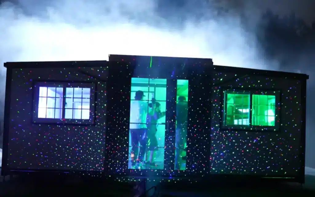 This YouTuber bought a $39,000 Amazon house and discovered it had no electrical outlets, turning his viral stunt into a hilarious off-grid adventure