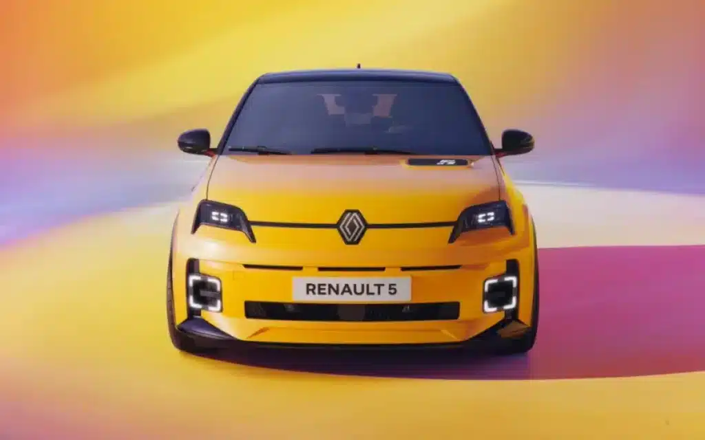 The new Renault 5 comes with an optional baguette holder and it might be the most delightfully French car feature ever made