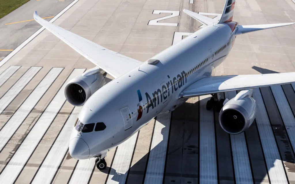 How one of the world's busiest airports, Chicago O'Hare, uses smart runway design to handle massive traffic – even in snow.