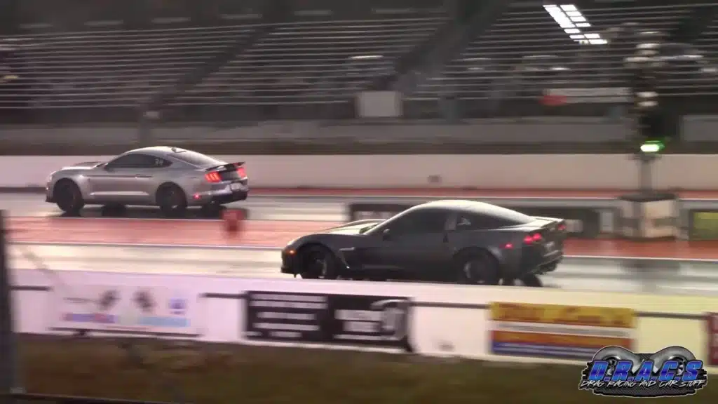 Shelby GT500 vs Chevy Corvette Z06 in muscle car showdown