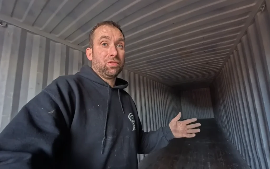 Instead of taking off into the sky, this Boeing 737 may soon disappear underground as the centerpiece of an ambitious underground bunker project.