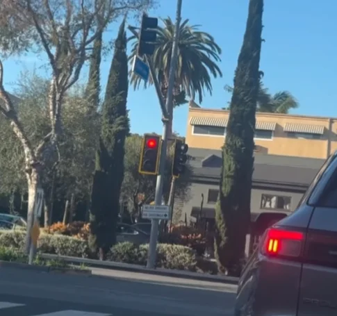 Man films what he claims is the quickest green light in LA after it lasts just three seconds at a West Hollywood intersection