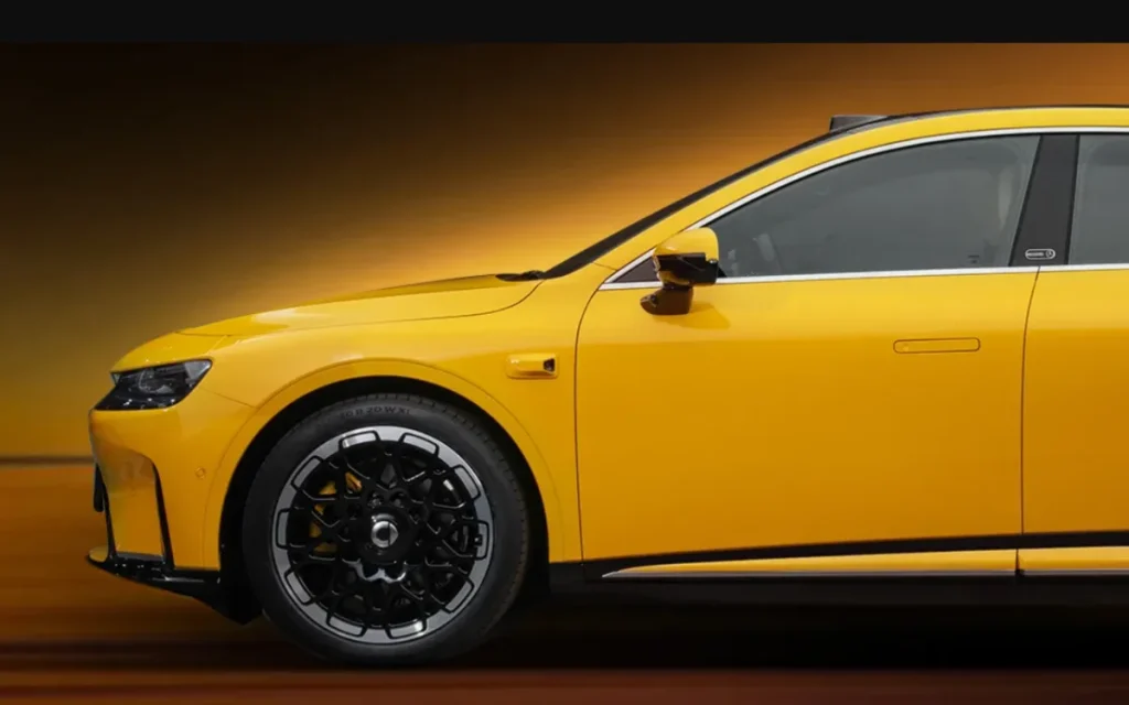 Smart is best known for its small cars, but it has decided to go in a different direction for its #6 plug-in hybrid saloon