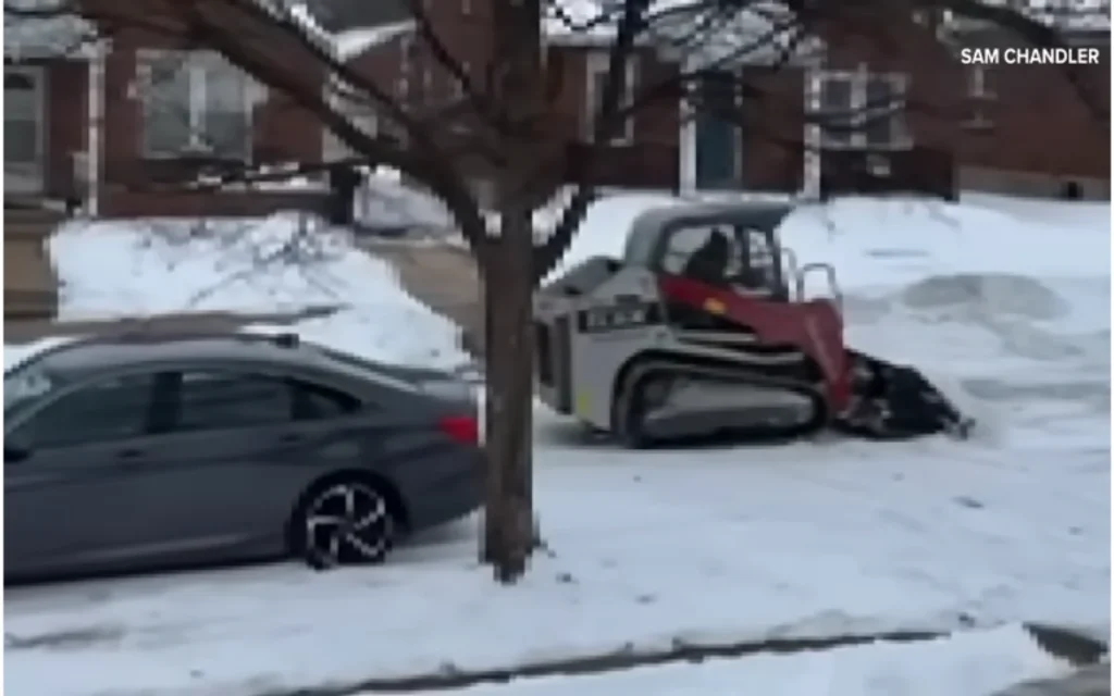 A resident in St Louis hired a snow plow and cleared snow-covered roads for free, in an incredibly helpful act of kindness