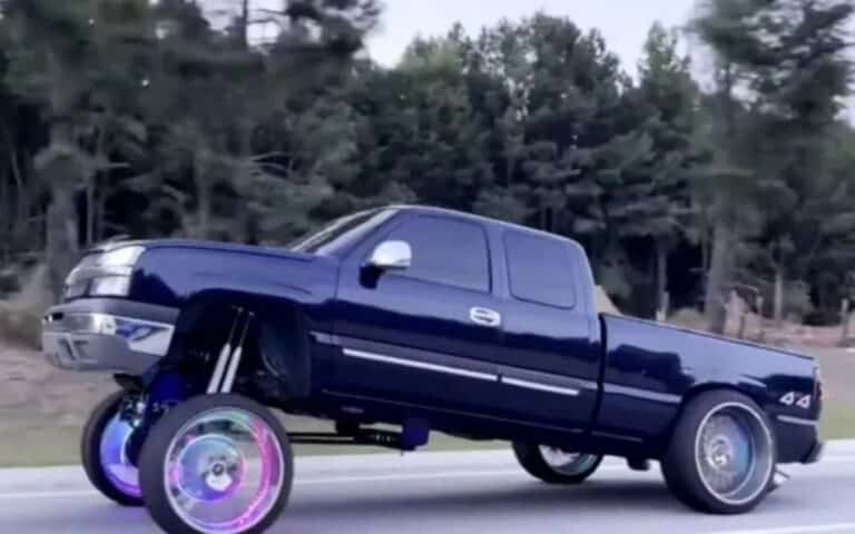 Squatted truck