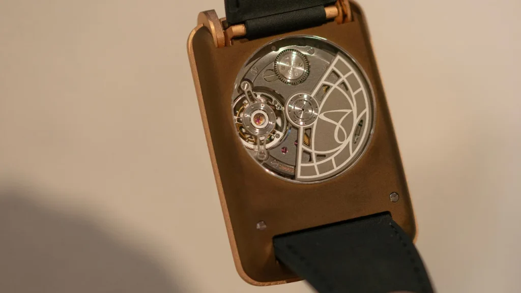 Swiss watchmaker Hautlence has unveiled its new Retrovision ‘64 watch, and it comes with a large helping of nostalgia for fans of 1960s science fiction and big-time Trekies