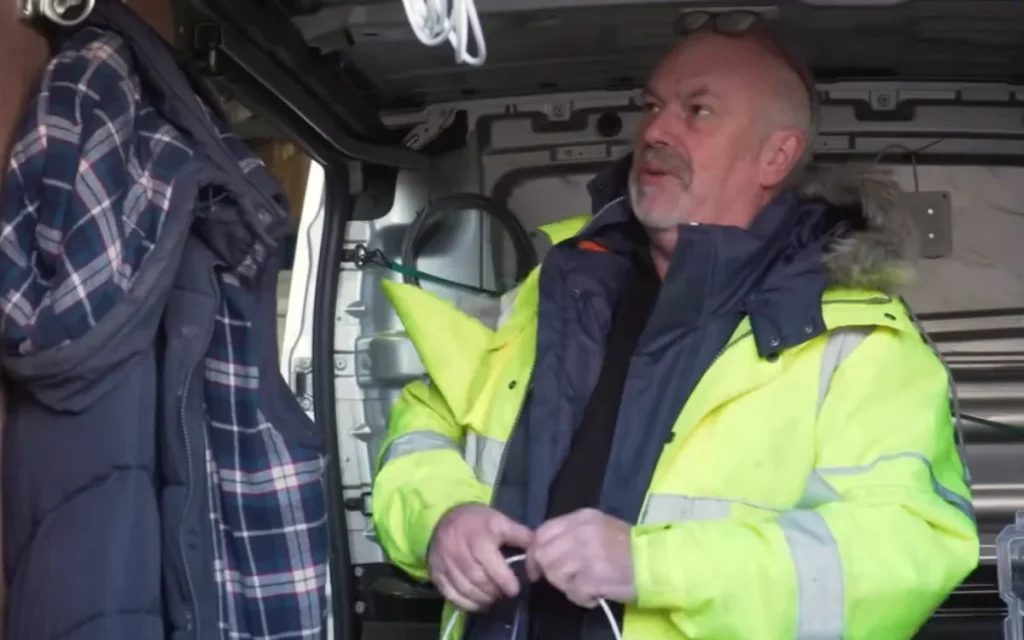 Tradesman fights back after repeated thefts by wiring his van door with a 1,000-volt shock device, creating a DIY security system other tradies now want