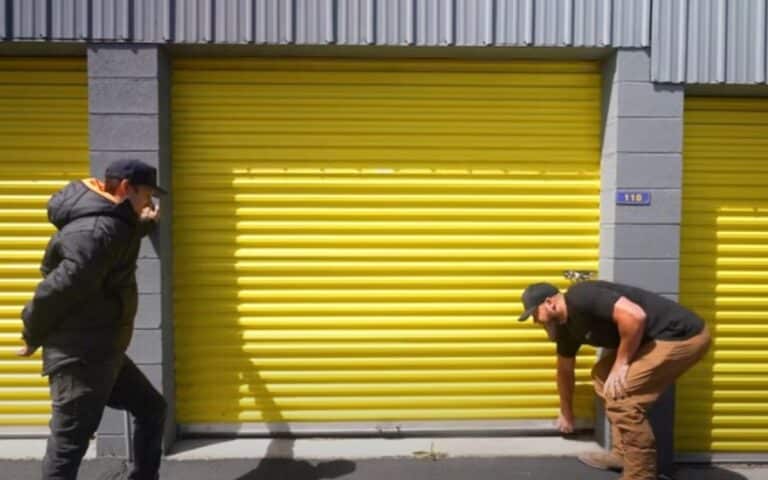 Storage unit with jackpot trailer