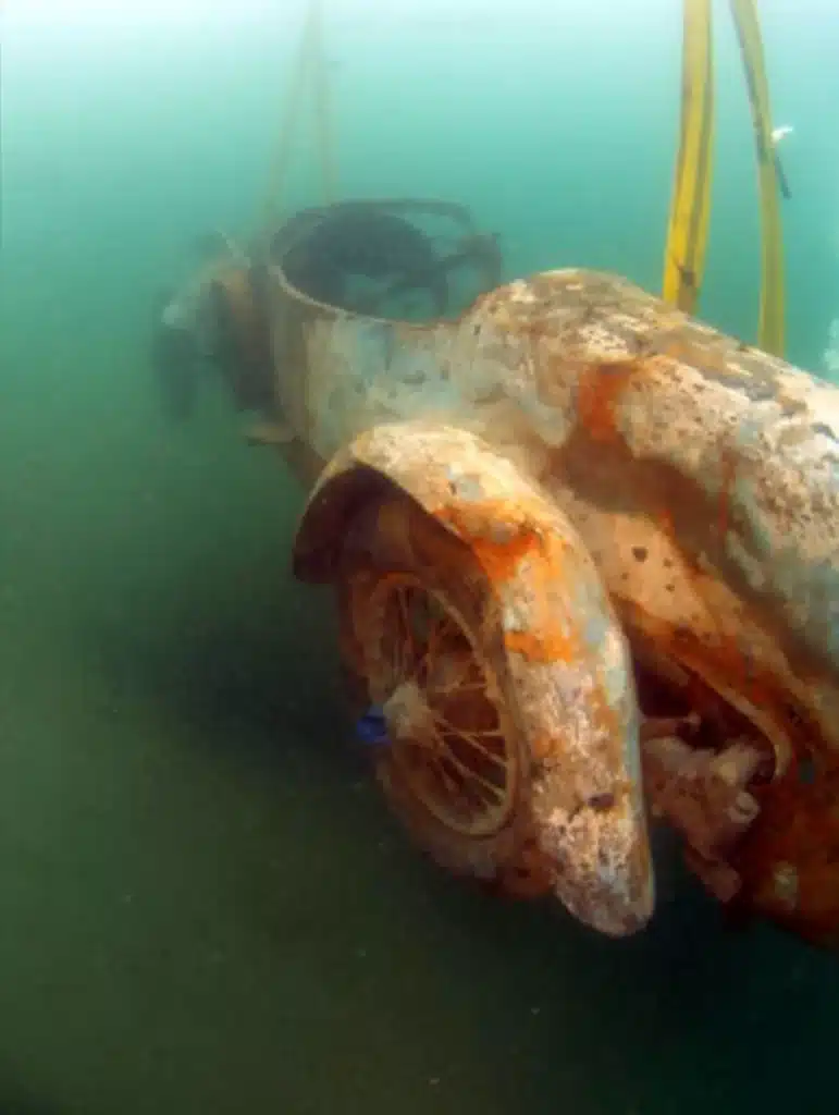 Bugatti underwater