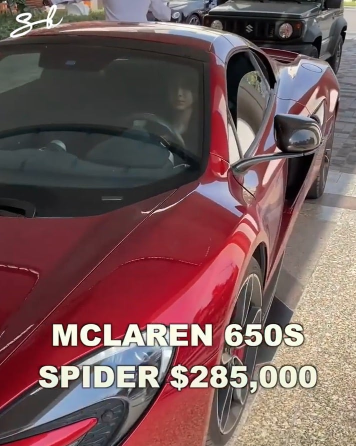 Supercar owners - McLaren