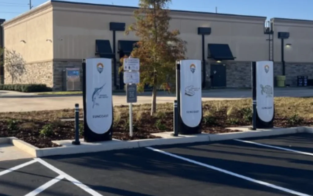 The first Tesla Supercharger for Business station is up and running in Florida, with eight branded V4 Supercharger stalls