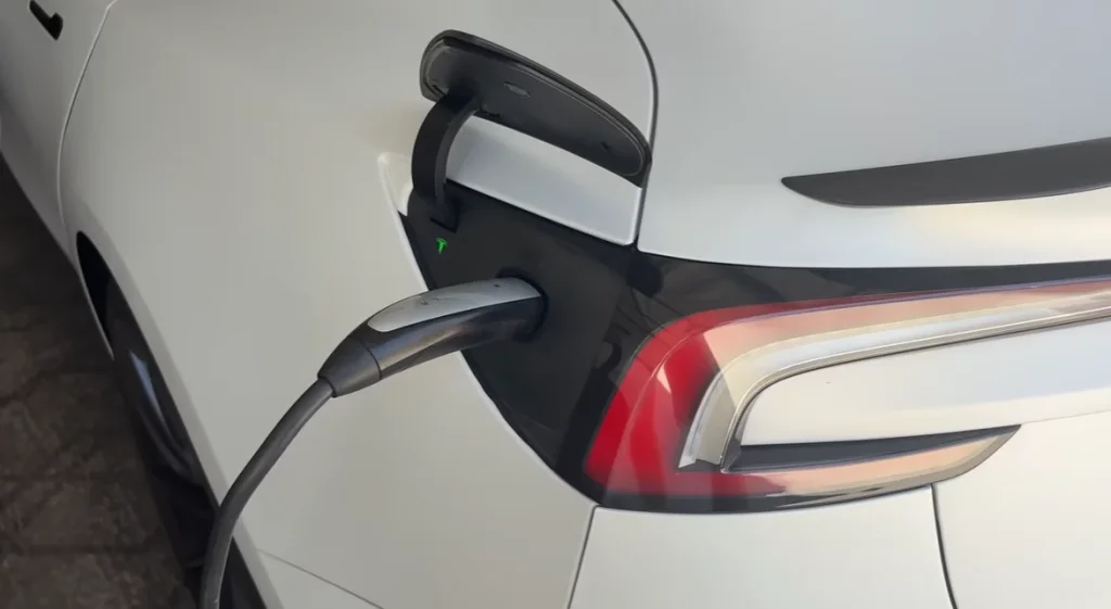 A Nevada Tesla owner reveals 21 hidden features most drivers miss, from secret shortcuts to buried settings that make everyday driving easier