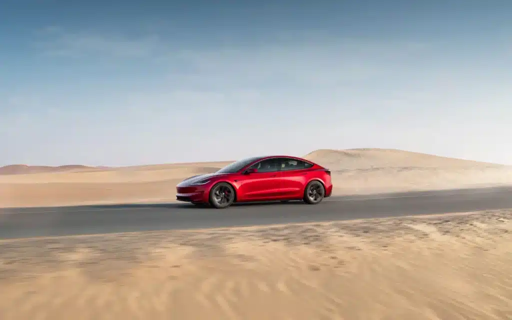 A Tesla Model 3 owner was shocked after seeing how much power he’d used to drive just 95 miles in 118°F Arizona heat