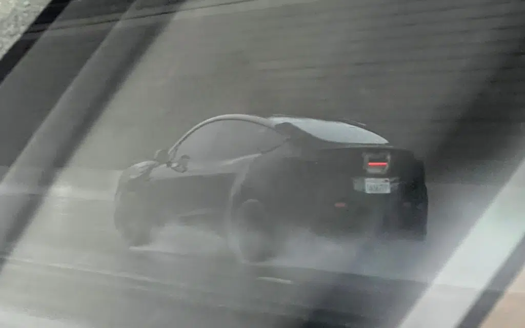 Another Tesla Model Y Juniper prototype was spotted testing and it gives a closer look at the new elements