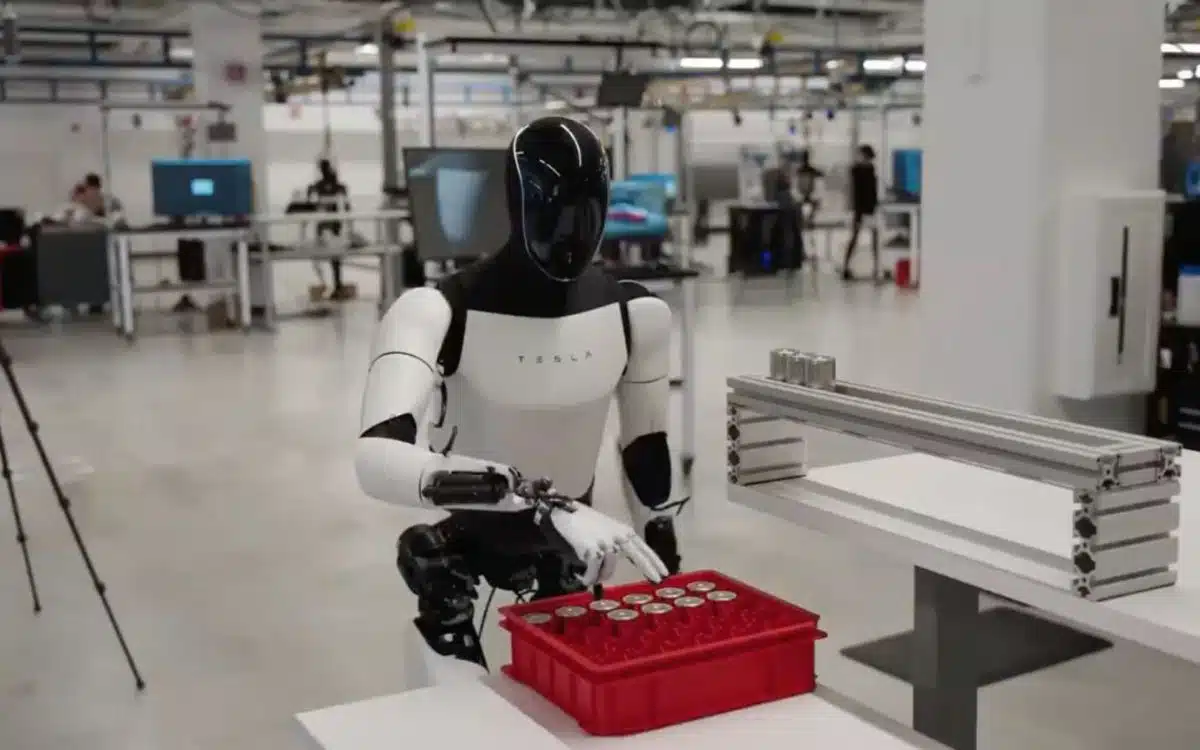 Tesla deploys two Optimus robots to work in its factory