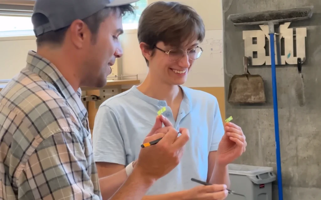 This tiny nerf gun was made using advanced 3D-printing