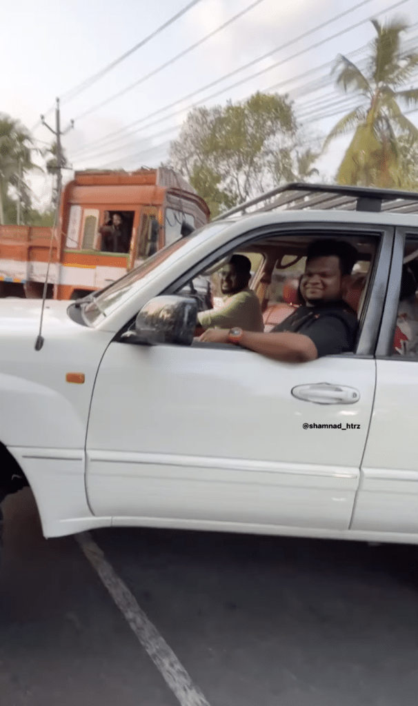 Toyota Land Cruiser pulls out semi-truck stuck on sand in miraculous rescue