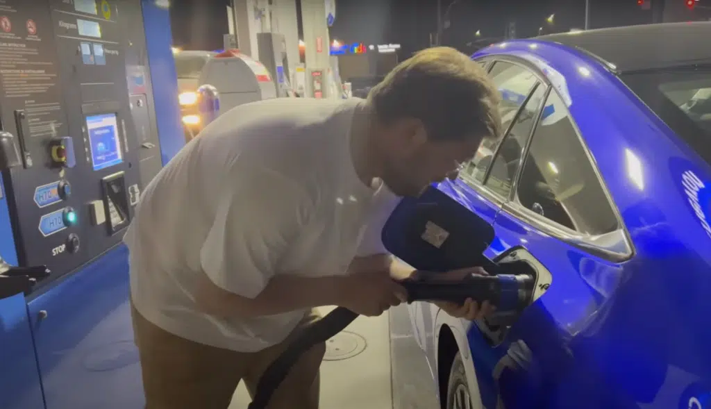 YouTuber takes hyrodgen cars his empty Toyota Mirai to a hydrogen station in California to show the real time for a full refuel