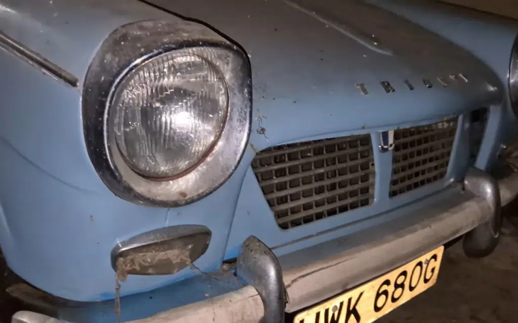 Urban explorer visits abandoned house and finds vintage Triumph Herald