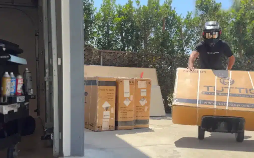 California man hacks the cheapest electric bike on Amazon - a Tuttio - with a $15 dongle and 72V battery, pushing it to 40mph