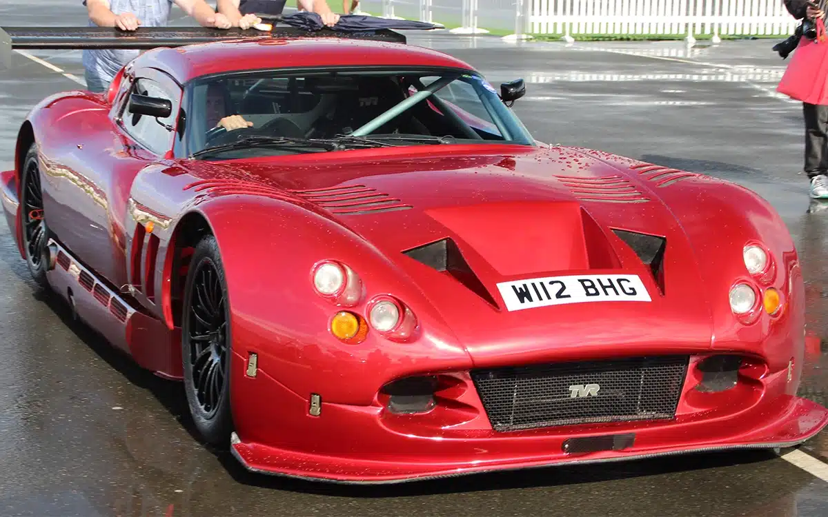 tvr-880hp-v12-supercar-that-was-deemed-undrivable