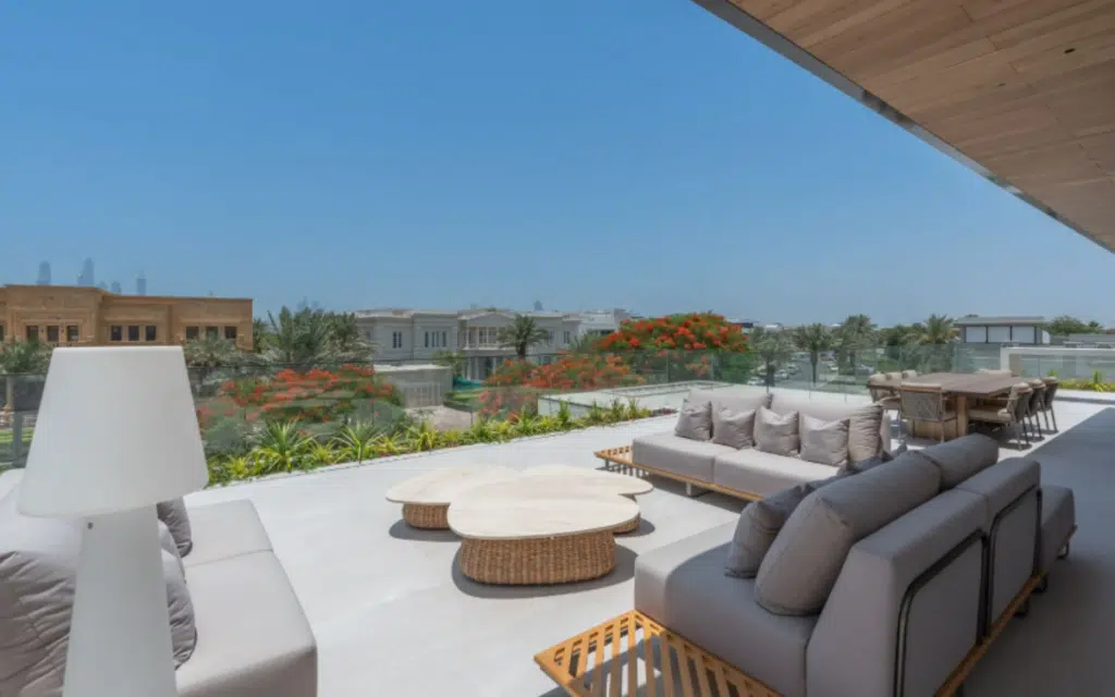 Supercar Blondie sells her $27m villa on Billionaire's Row