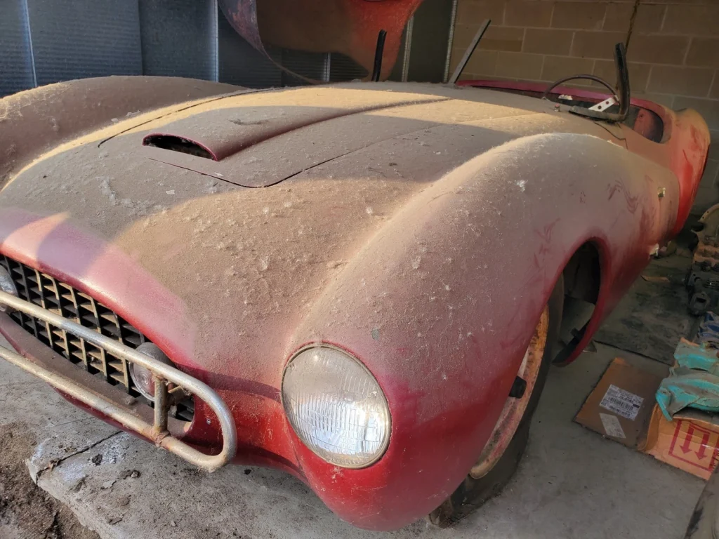 A 1954 Victress S1A was found in an Illinois garage, bringing back the forgotten story of America’s first fiberglass sports car