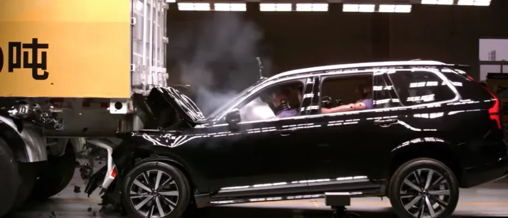 Volvo XC90 survives extreme 'sandwich' crash test between two 15-ton trucks as its cabin stays intact under crushing pressure