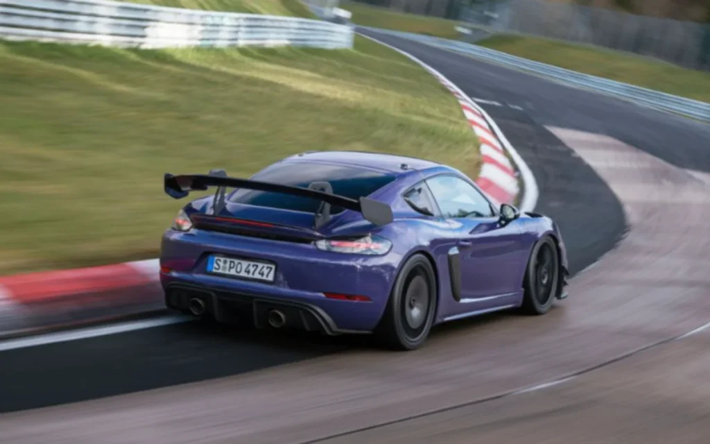 Porsche has filed a patent for a water-injection system that could help breathe new life into its internal combustion engines