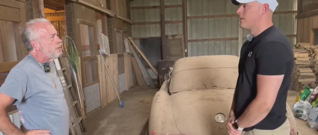 Ohio car detailer stunned by abandoned 1959 Corvette so dirty he can't tell what color it is
