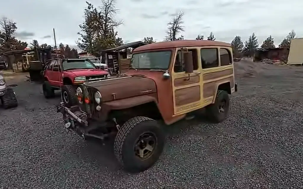 Guy bought a 1949 Wagon and tried to drive it 2,164 miles across America to get it home