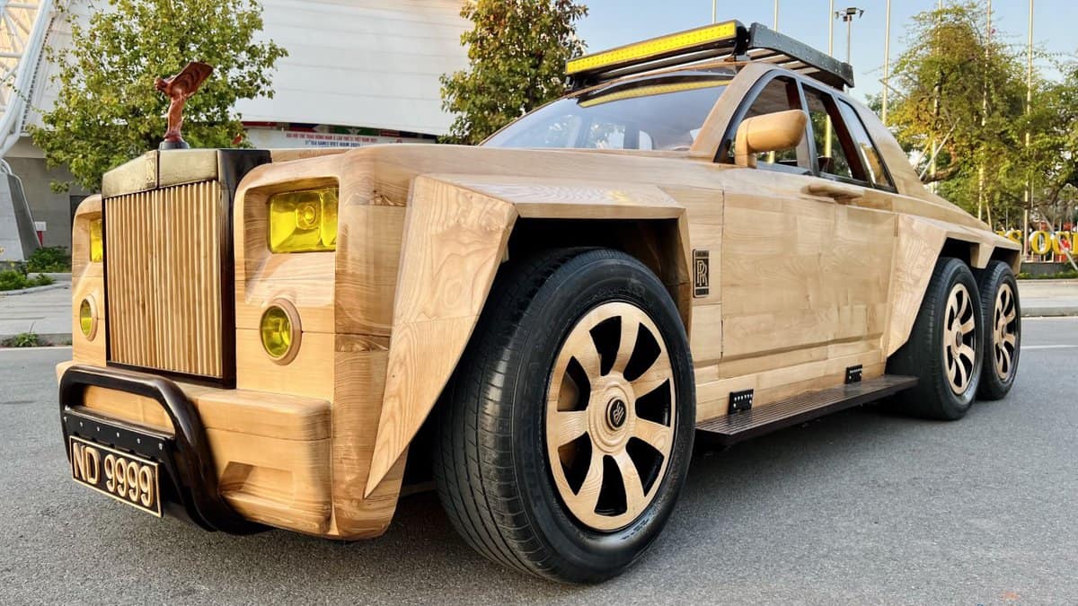 Front of wooden 6x6 Rolls-Royce Phantom