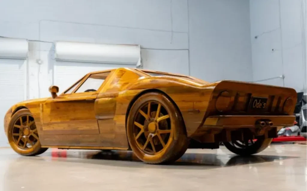 Take a look at this stunning, hand-crafted Ford GT that has been made entirely out of wood and looks identical to the real deal, right down to the smallest details
