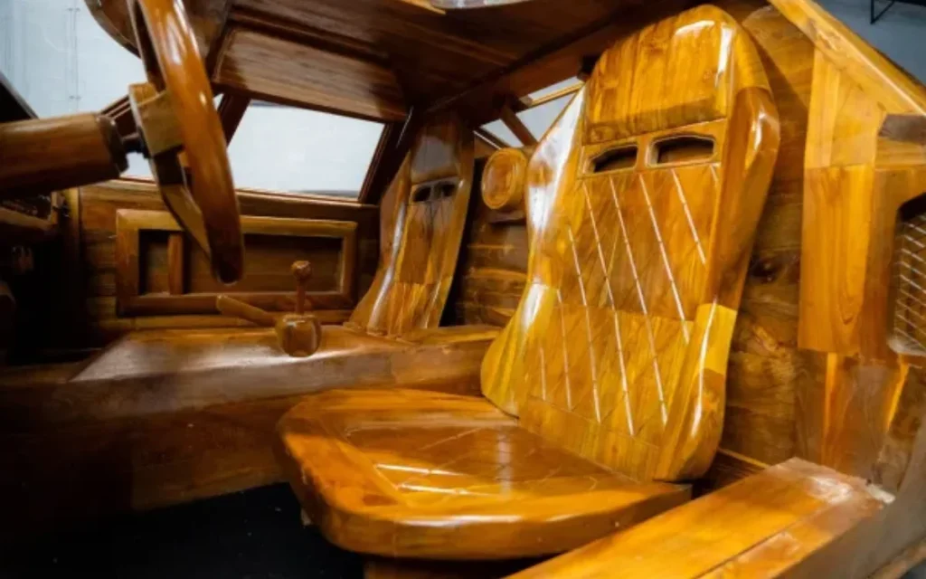 Take a look at this stunning, hand-crafted Ford GT that has been made entirely out of wood and looks identical to the real deal, right down to the smallest details