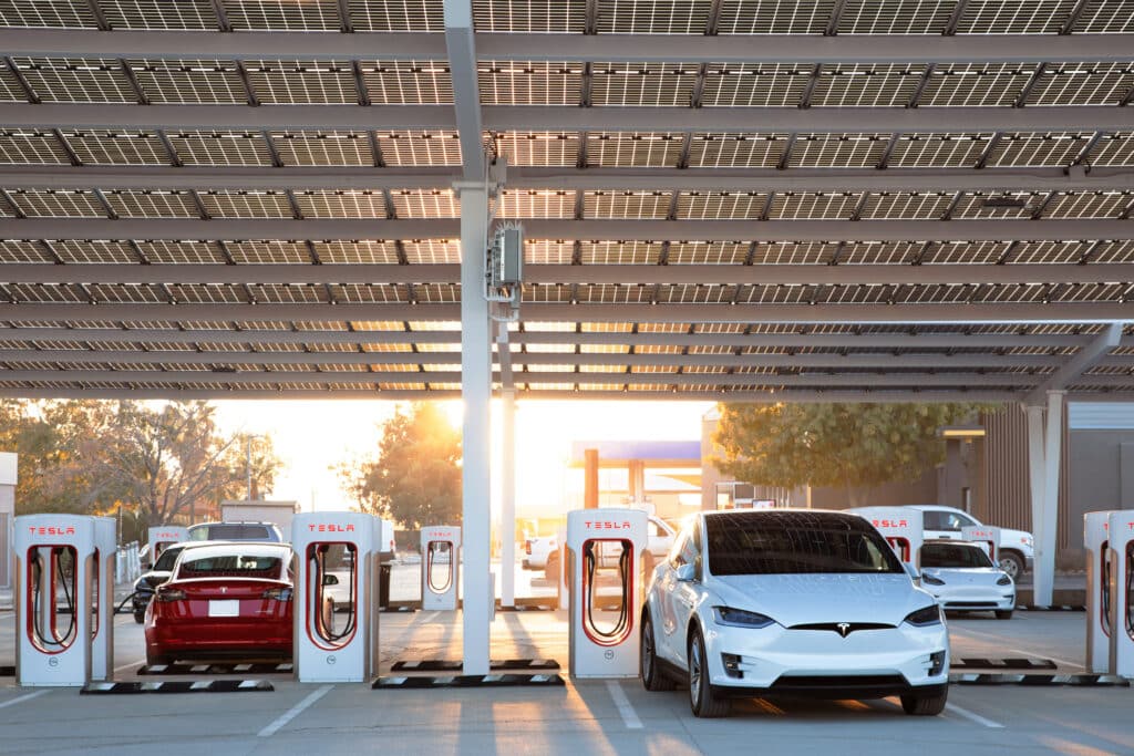 World's largest Supercharger station being built by Tesla in US