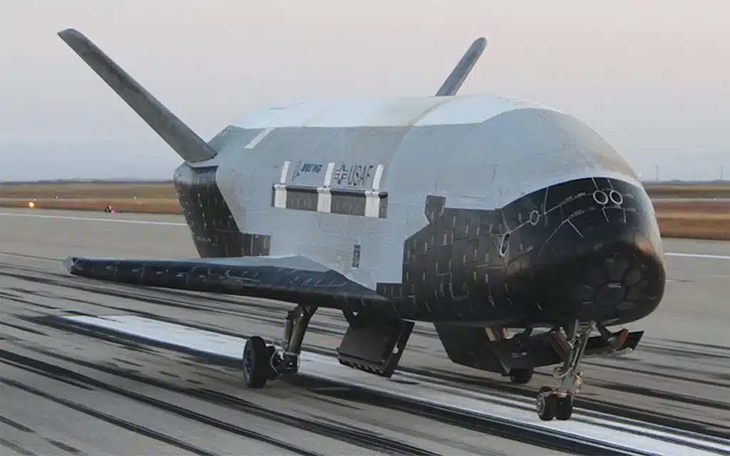 robot spaceplane x-37b spacex