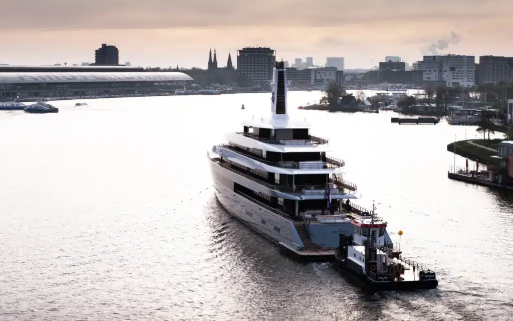 Billionaire WhatsApp founder Jan Koum has taken delivery of his brand-new $330 million Moonrise superyacht that measures a whopping 331 feet
