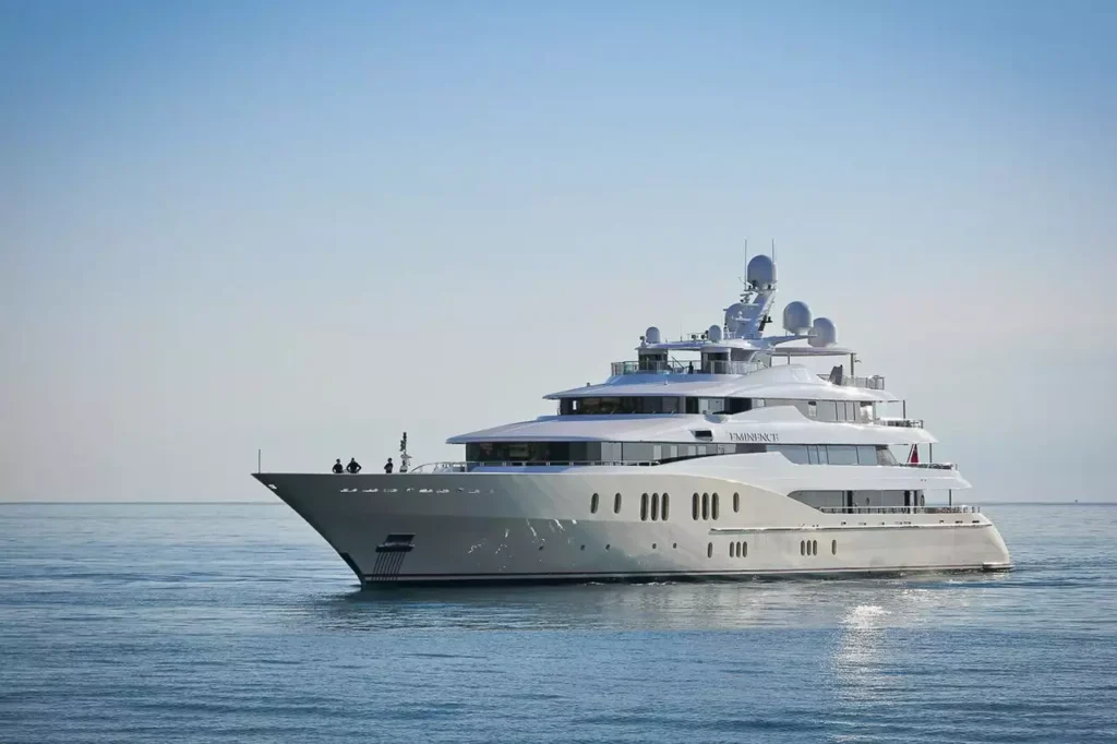American Billionaire Haim Saban superyacht thanks to the Power Rangers