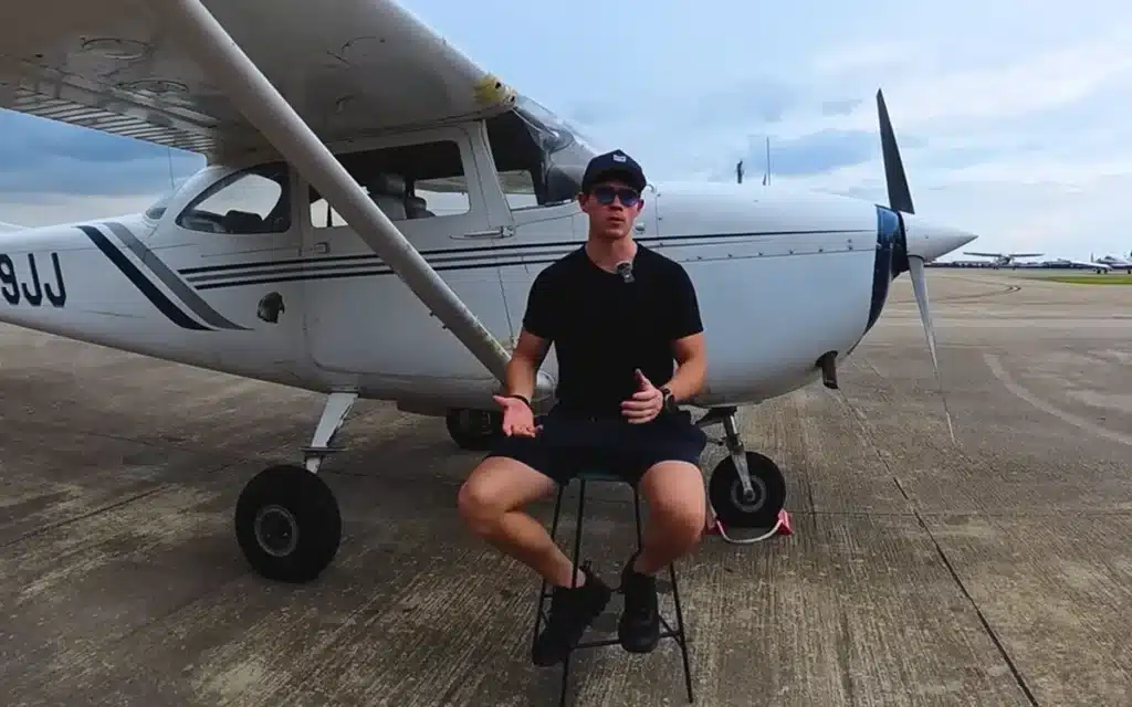 Texas man quits his 6-figure job to become a pilot